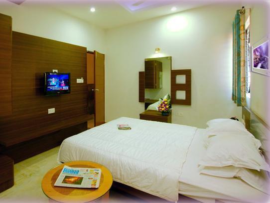 Hotel Vt Orchid Chennai Bagian luar foto